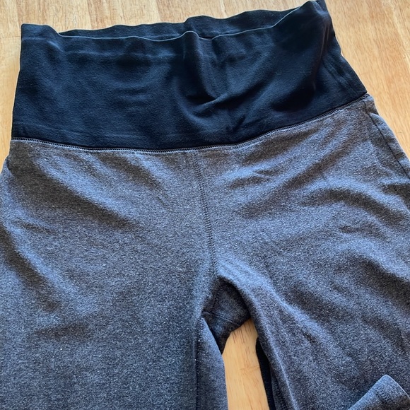 Gap Flare Athletic Pant - Picture 2 of 7